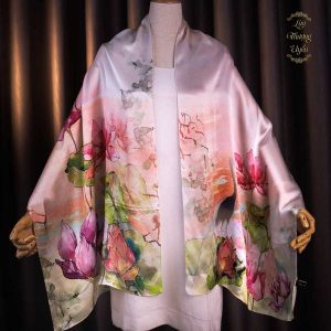 Khăn lụa tơ tằm sen hồng đua nở